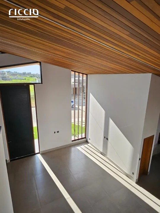 Casa em Condomínio à venda no Residencial Ecopark Bourbon — detalhe do imóvel