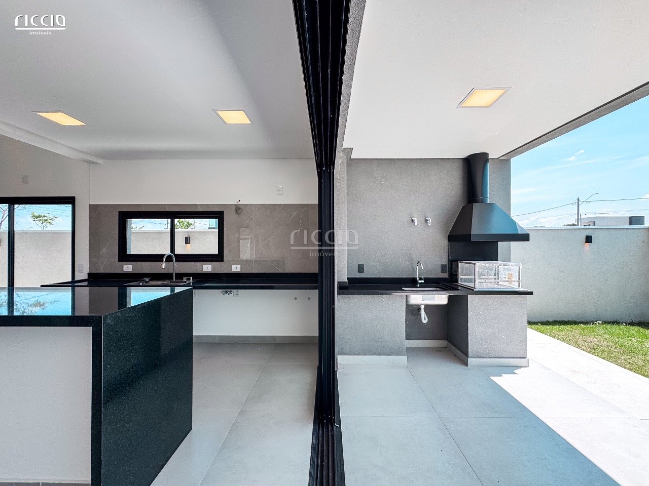 Casa em Condomínio à venda no Eugênio de Melo — imagem 14 de 39