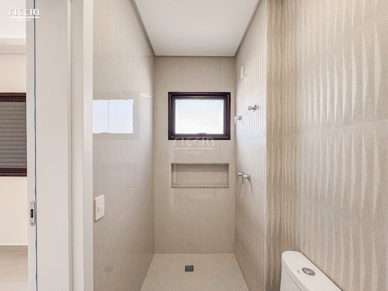 Casa em Condomínio à venda no Eugênio de Melo — imagem 31 de 39