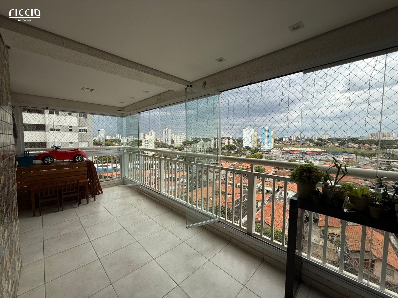 Apartamento à venda no Parque Industrial — ambiente interno