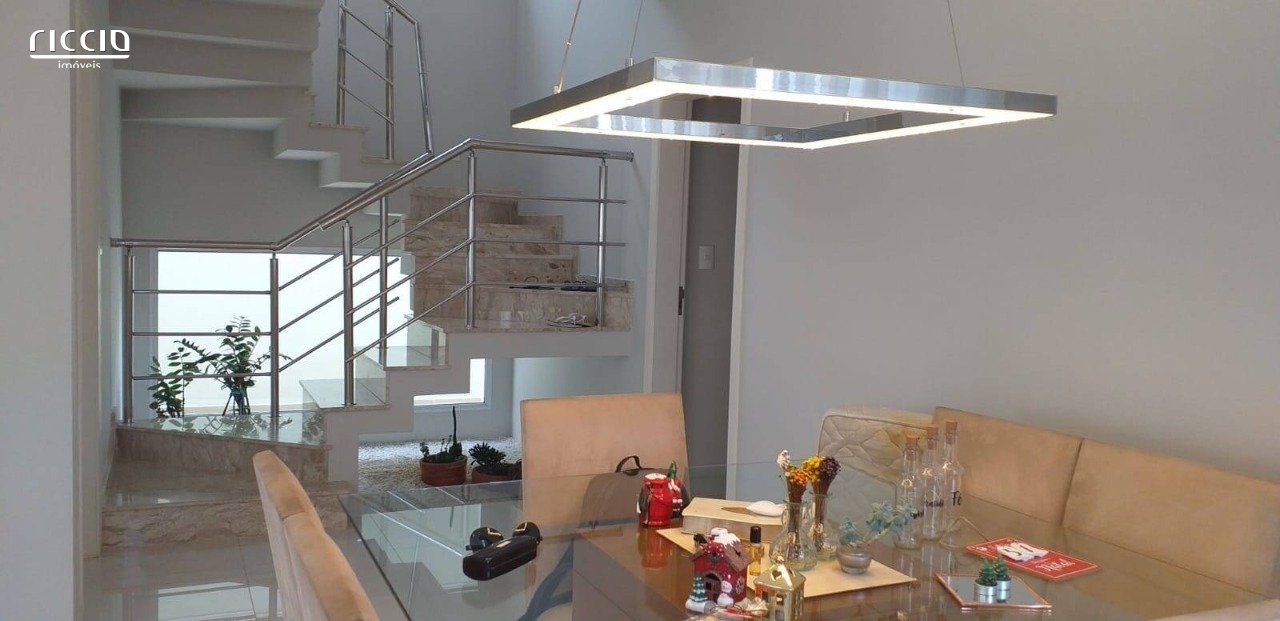 Casa em Condomínio à venda no Urbanova — ambiente interno
