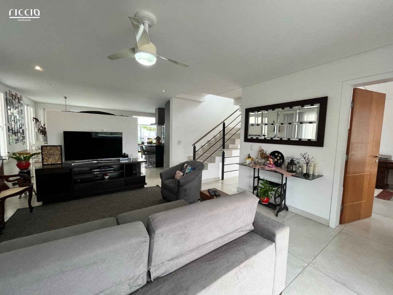 Casa à venda no Jardim Esplanada — detalhe do imóvel