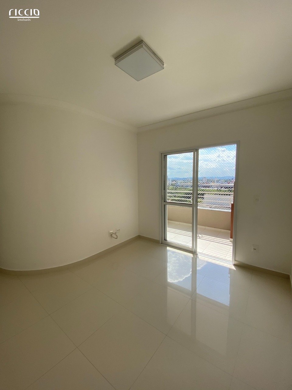 Apartamento à venda no Parque Industrial — detalhe do imóvel