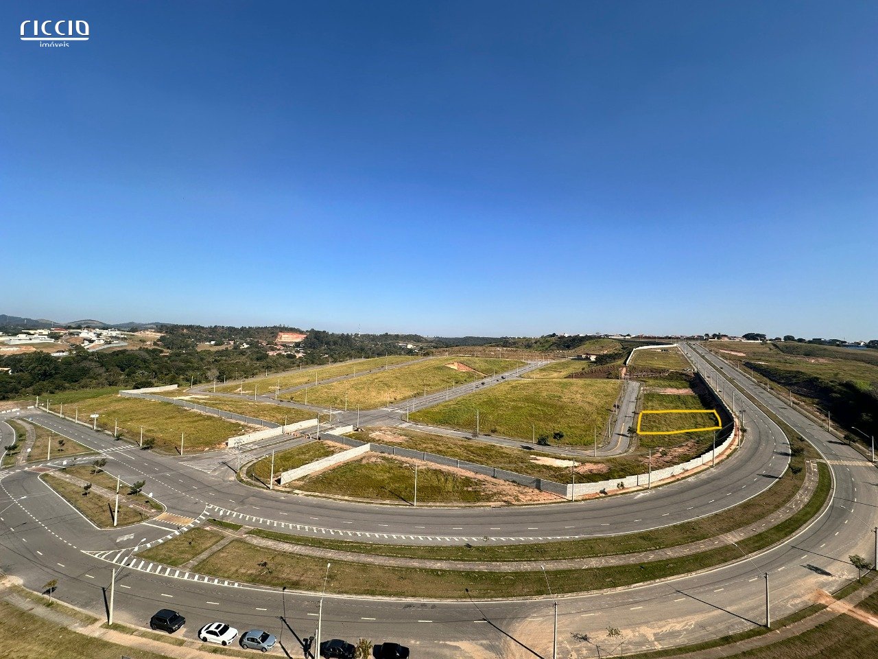 Terreno à venda no Recanto da Baronesa - Jardim Portugal, SJCampos com 753m