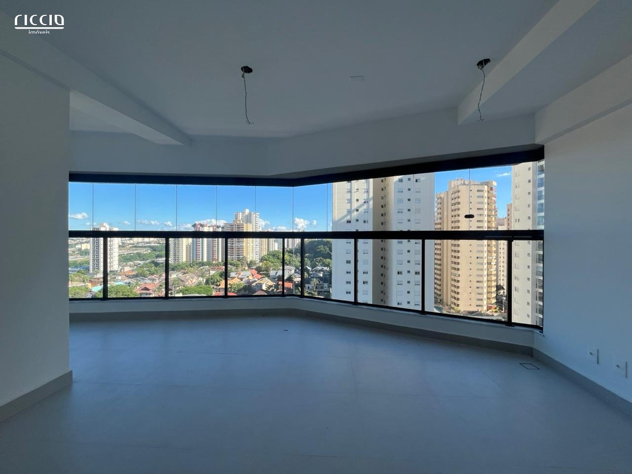 Apartamento à venda no Jardim Aquarius — ambiente interno