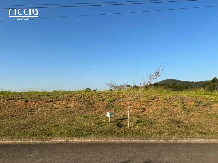 Terreno à venda no Jambeiro — detalhe do imóvel