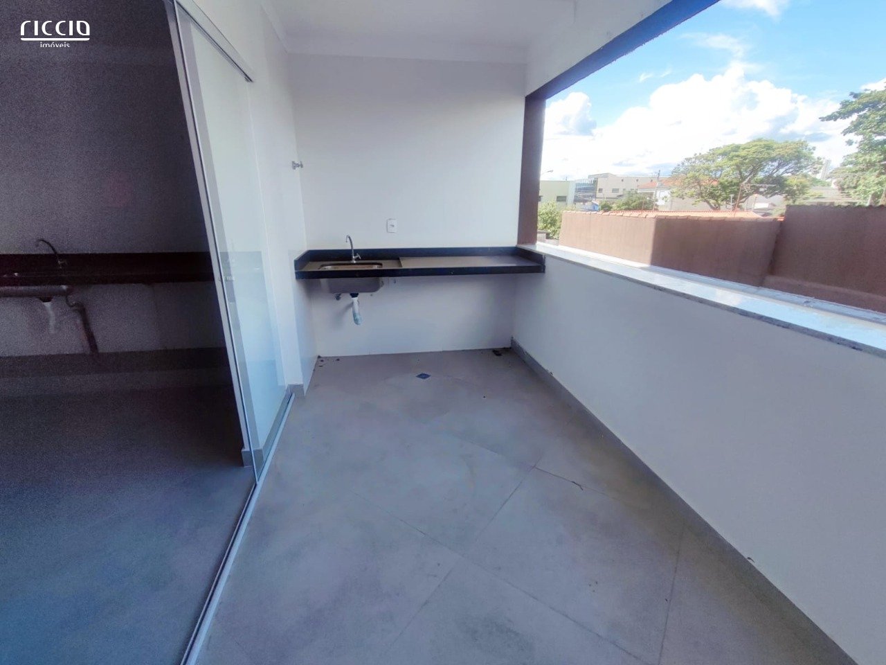 Apartamento à venda no Parque Industrial — ambiente interno