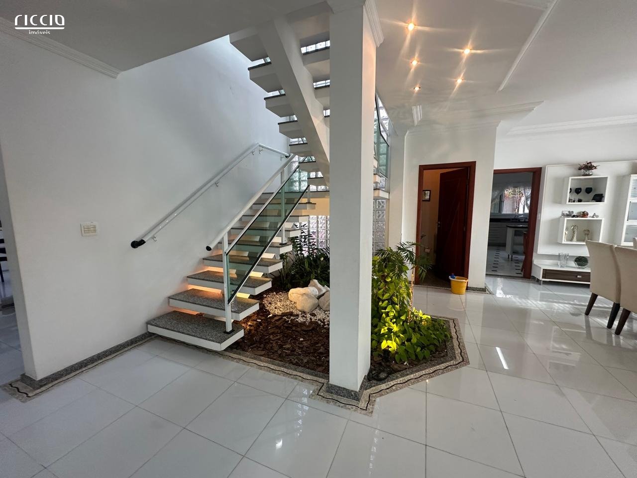 Casa em Condomínio à venda no Jardim Esplanada — imagem 9 de 42