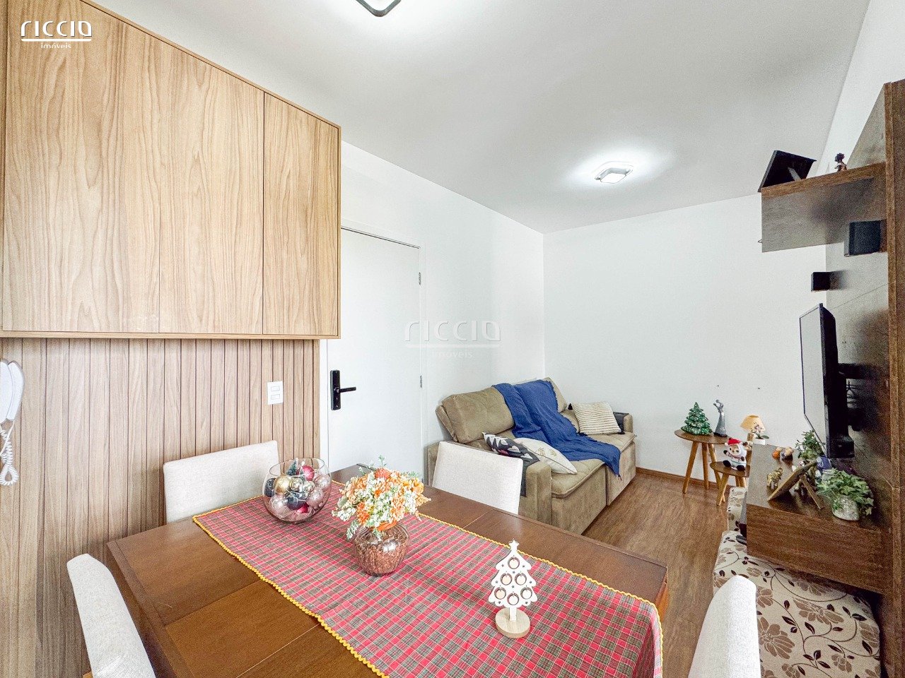 Apartamento à venda no Parque Industrial — ambiente interno