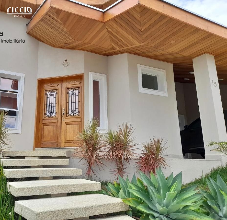 Casa em Condomínio à venda no Jardim Residencial Golden Park — ambiente interno