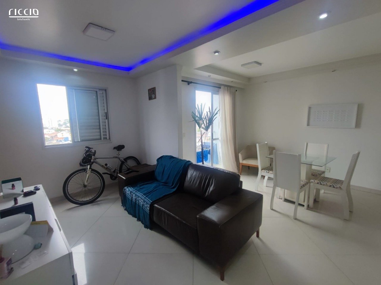 Apartamento à venda no Monte Castelo — ambiente interno
