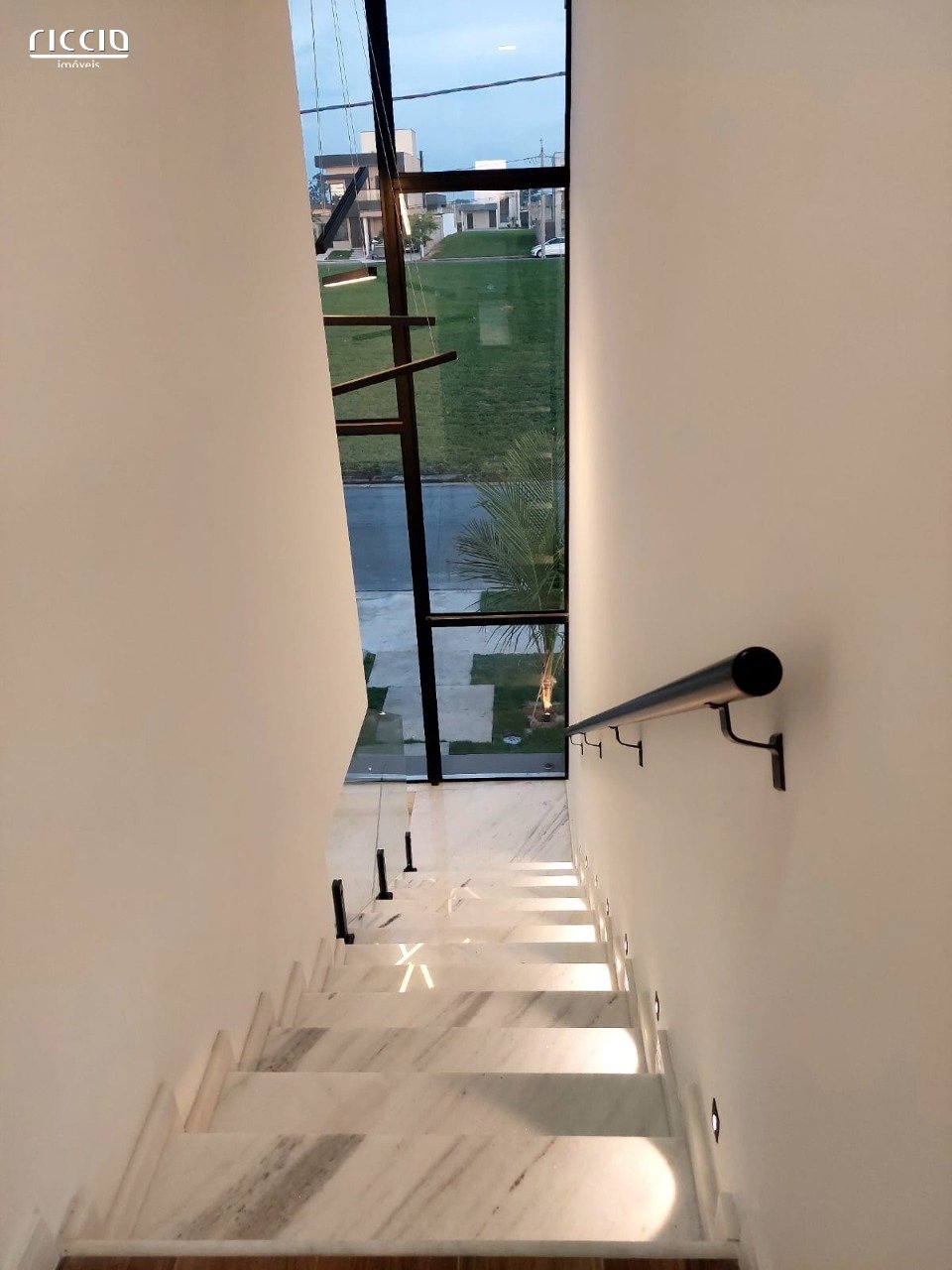Casa em Condomínio à venda no Eugenio de Melo — imagem 16 de 39