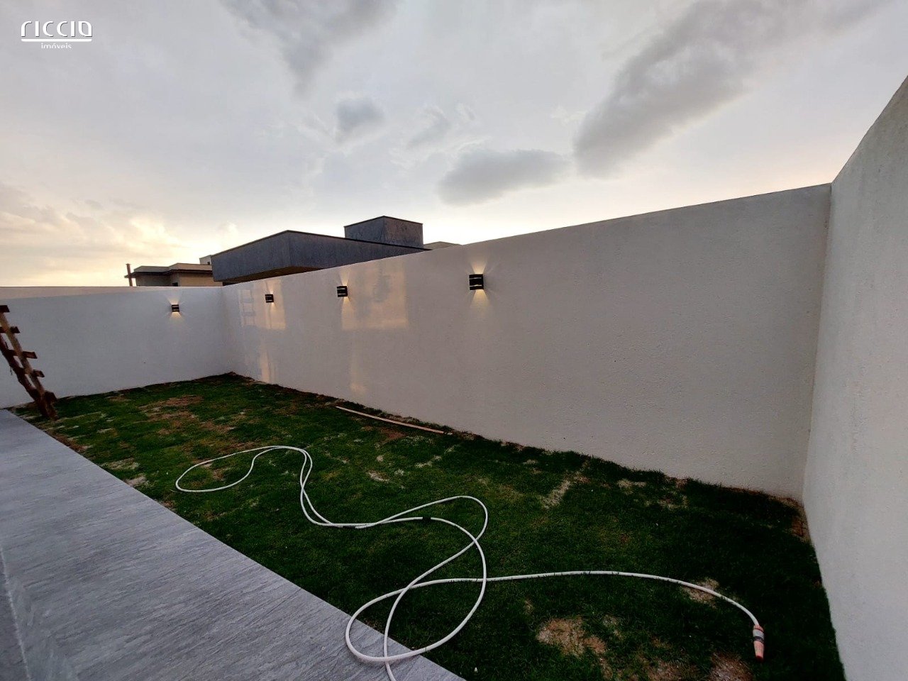 Casa em Condomínio à venda no Eugenio de Melo — imagem 28 de 39