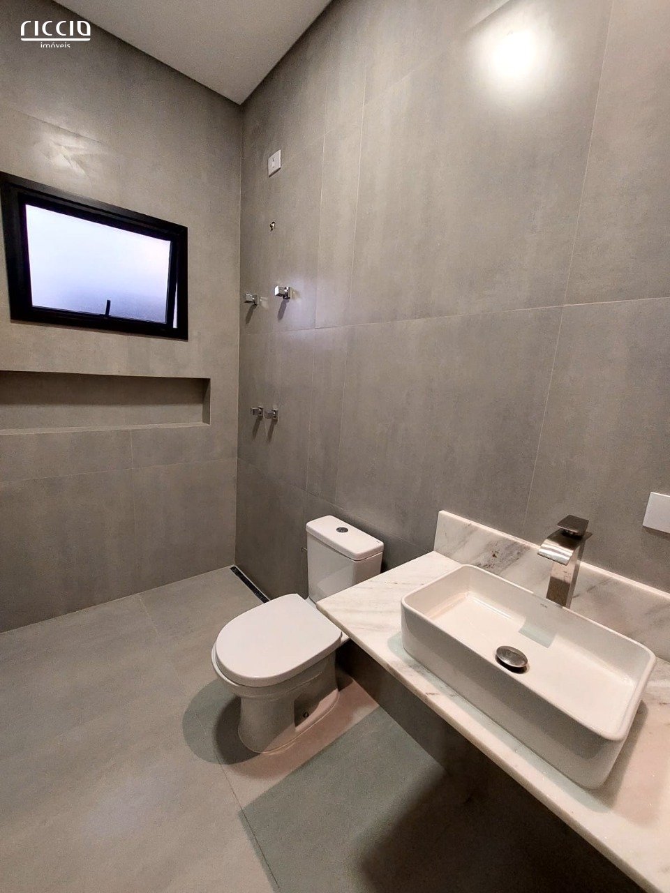 Casa em Condomínio à venda no Eugenio de Melo — imagem 31 de 39
