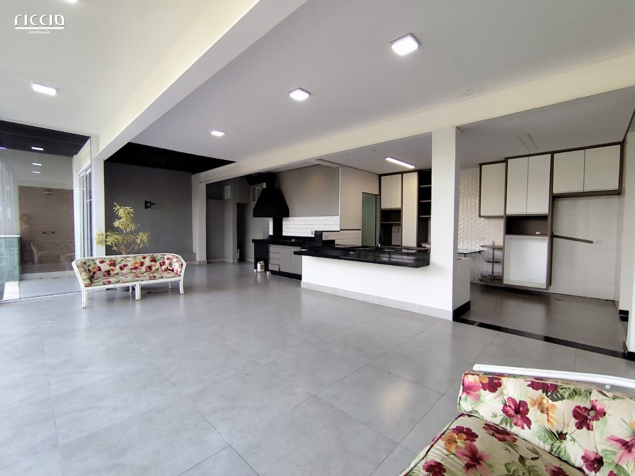 Casa em Condomínio à venda no Vem Viver — ambiente interno
