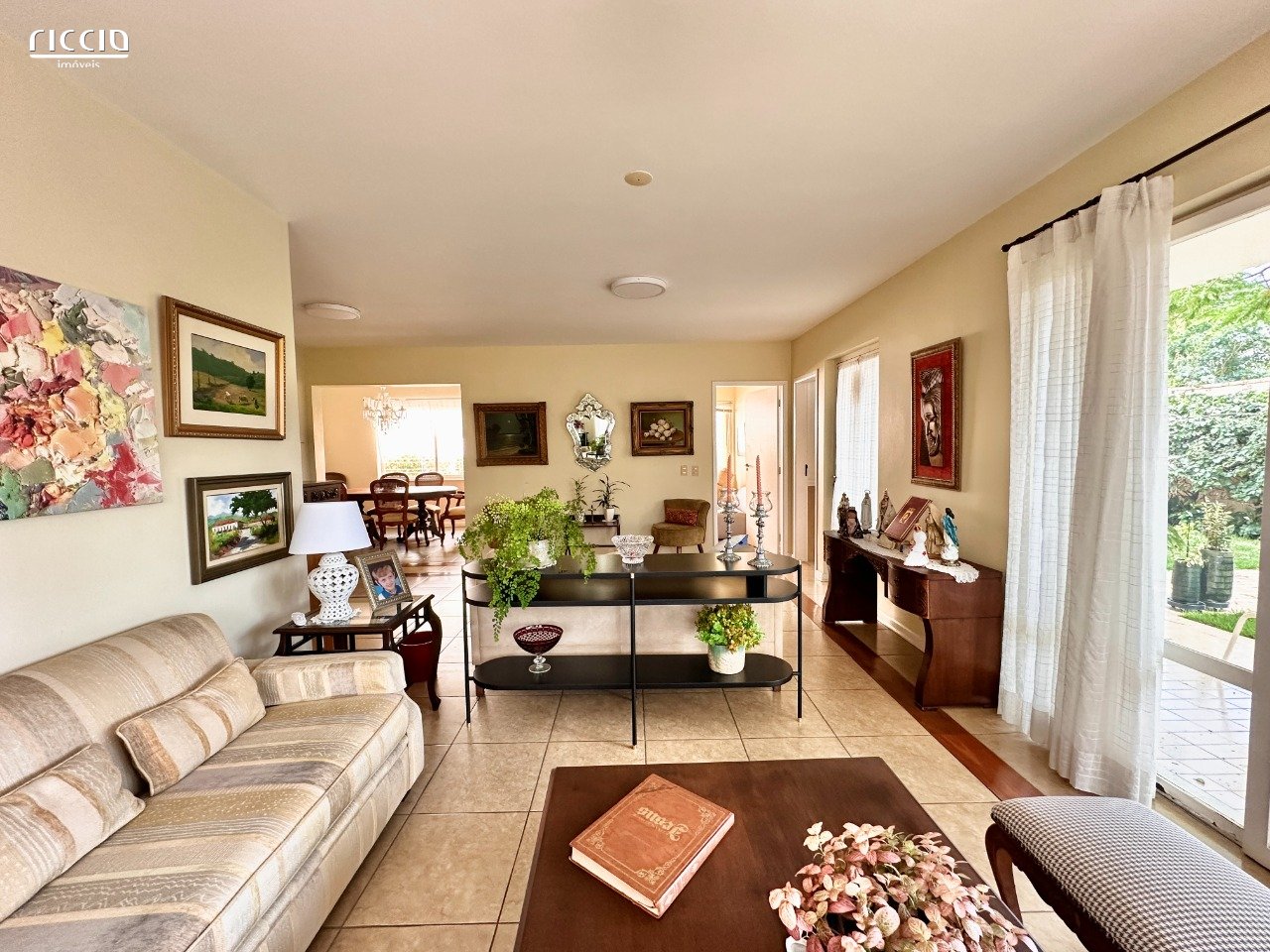 Casa à venda no Jardim Esplanada — ambiente interno