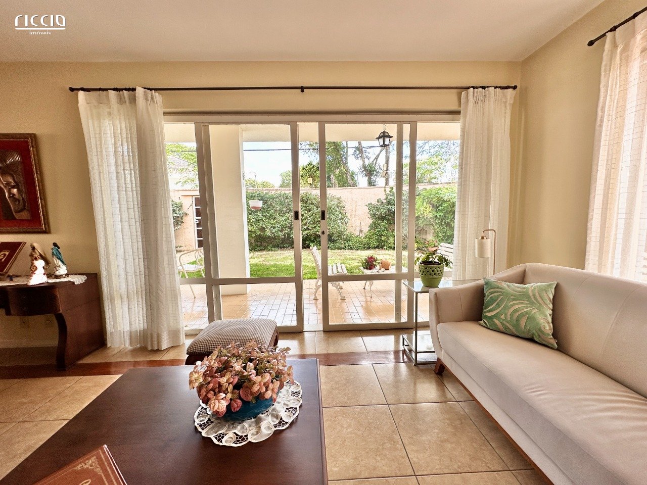 Casa à venda no Jardim Esplanada — detalhe do imóvel