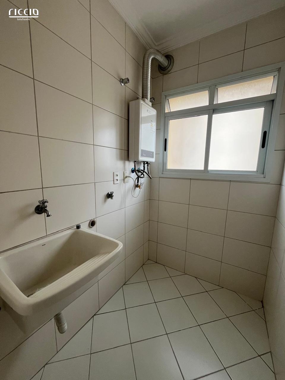Apartamento à venda no Jardim Apolo — imagem 6 de 8