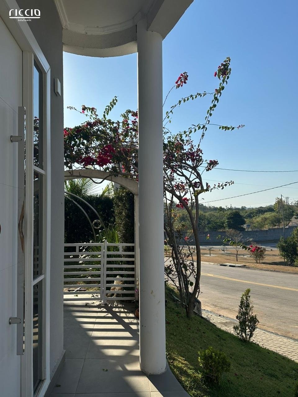 Casa em Condomínio à venda no Condomínio Vem Viver Jacareí — ambiente interno