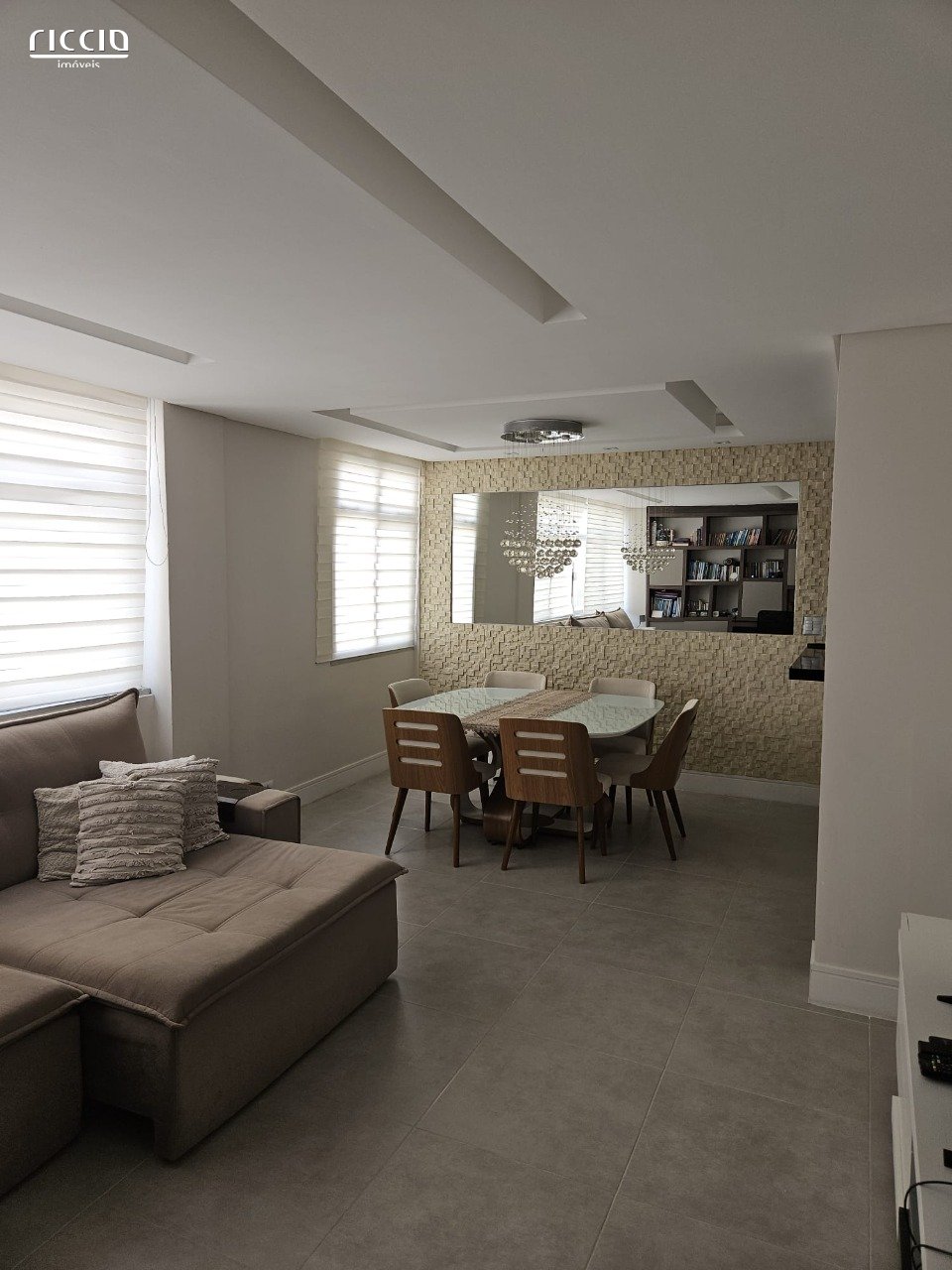 Apartamento de 127m² no Edifico Sunset - Centro de São José dos Campos com 3 dormitórios