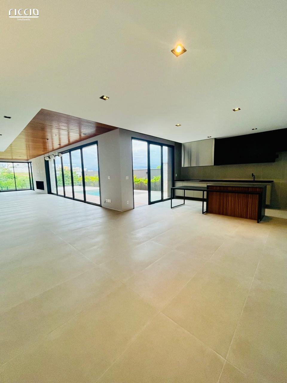Casa em Condomínio à venda no Urbanova — imagem 4 de 33