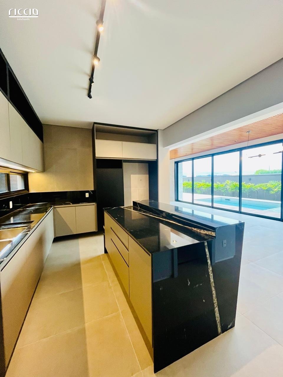 Casa em Condomínio à venda no Urbanova — imagem 8 de 33