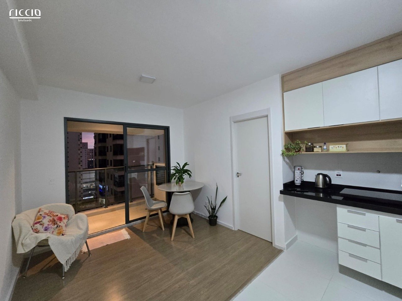 Apartamento à venda no Jardim Esplanada — ambiente interno