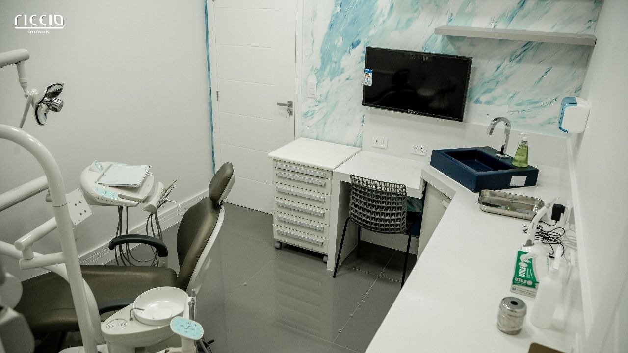 Sala / Conjunto à venda no Vila Adyana — detalhe do imóvel
