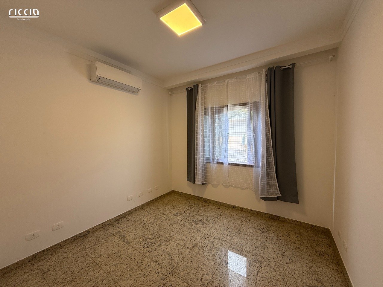 Casa em Condomínio à venda no Jardim Aquarius — imagem 26 de 31