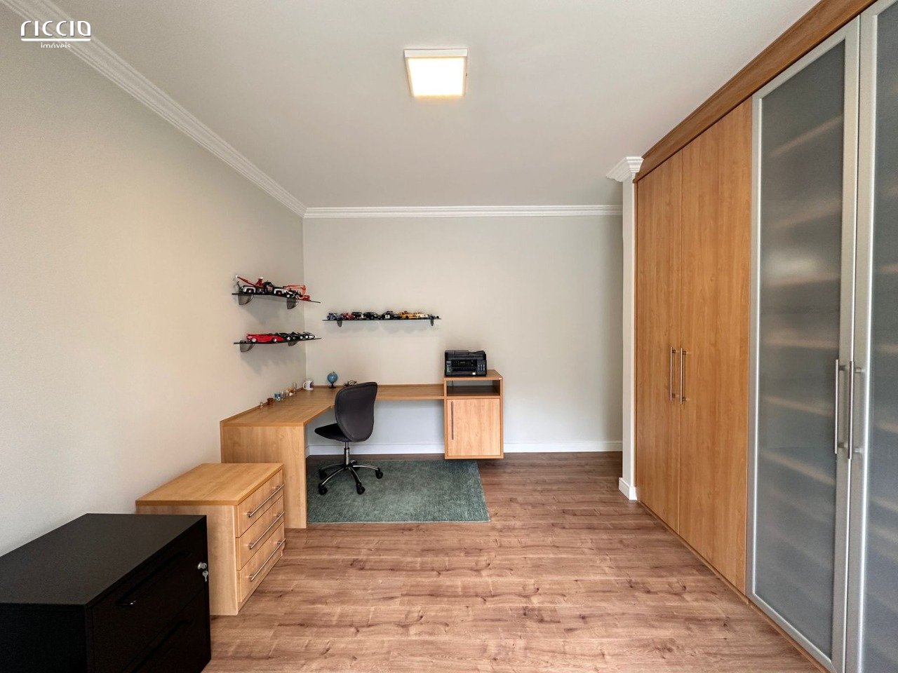 Casa em Condomínio à venda no Jardim das Colinas — imagem 35 de 36