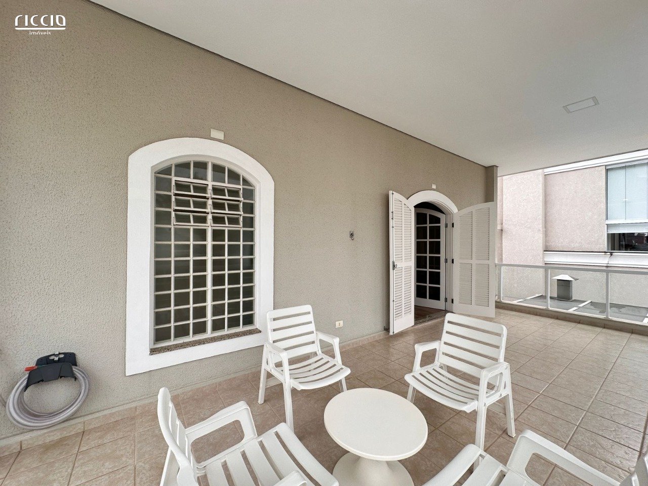 Casa em Condomínio à venda no Jardim das Colinas — imagem 30 de 36