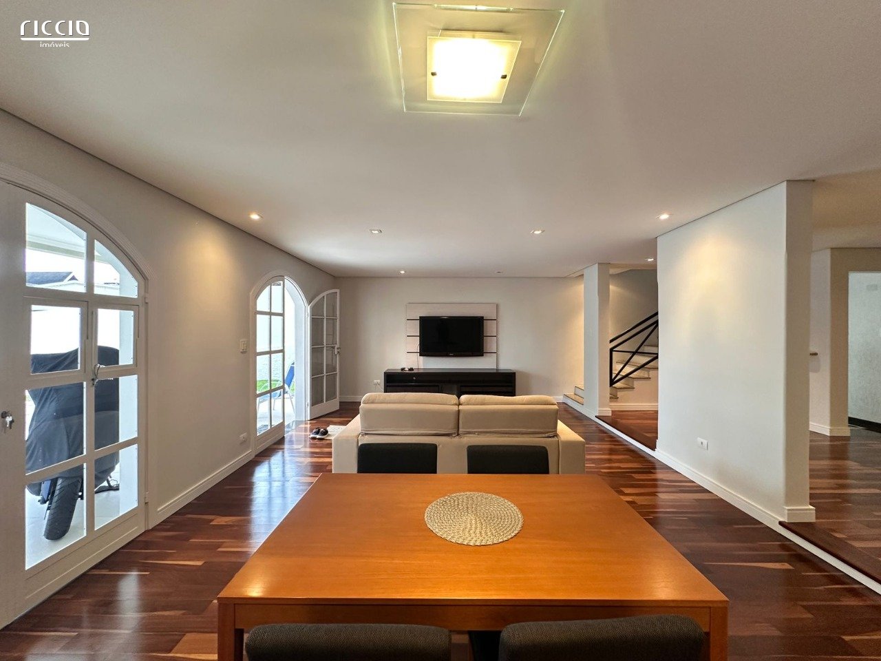 Casa em Condomínio à venda no Jardim das Colinas — imagem 9 de 36