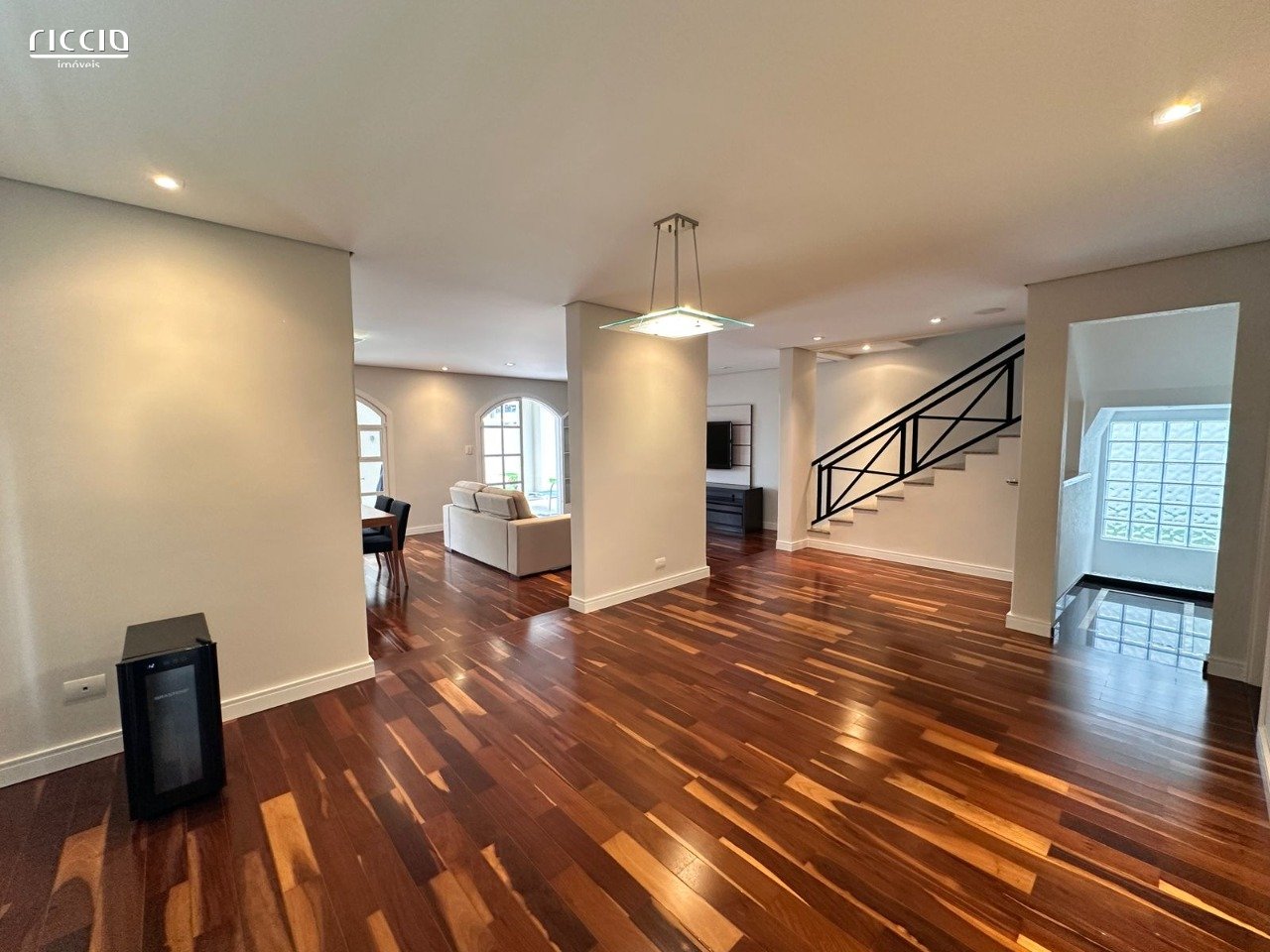 Casa em Condomínio à venda no Jardim das Colinas — imagem 7 de 36