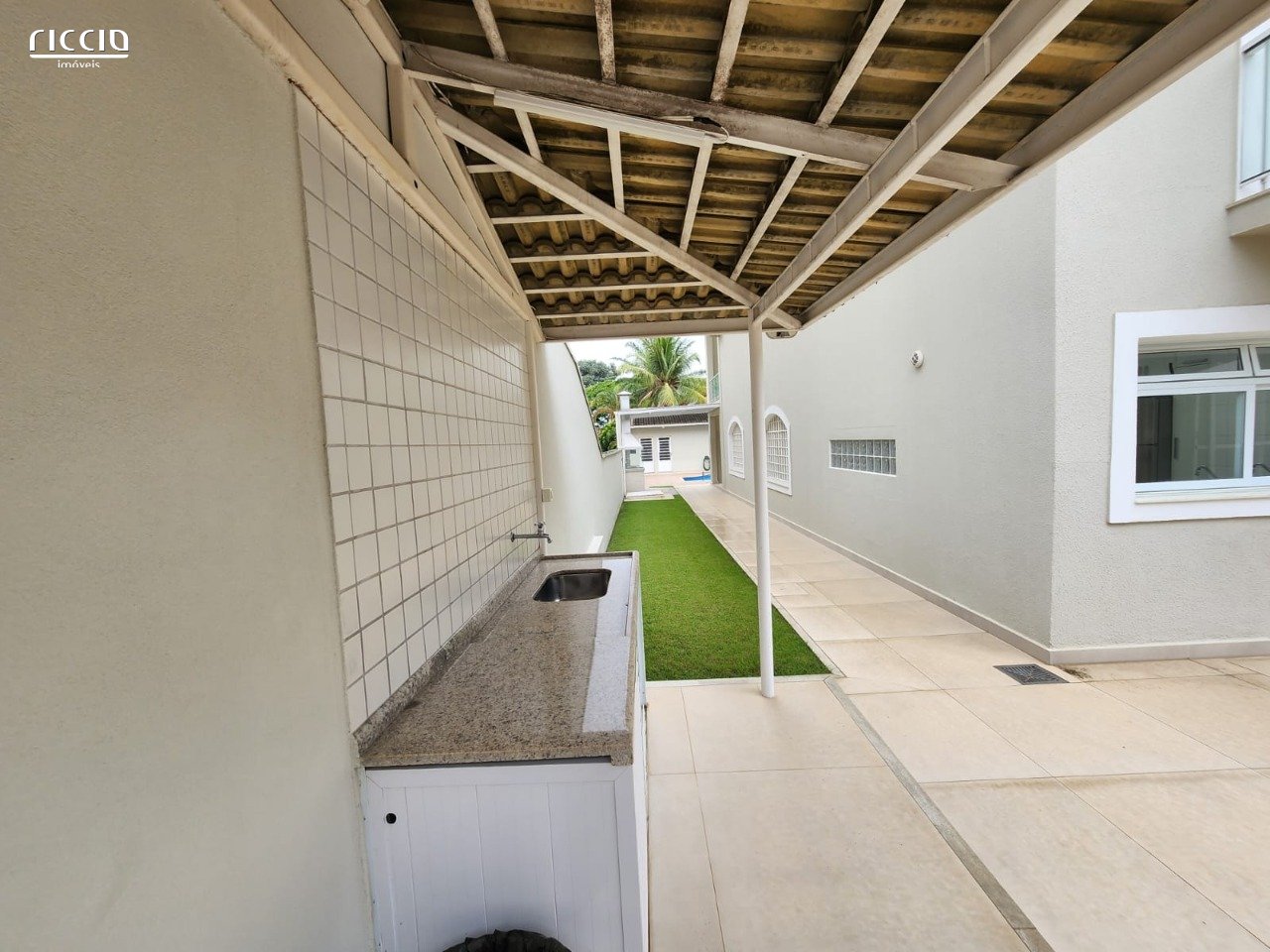 Casa em Condomínio à venda no Jardim das Colinas — imagem 18 de 36