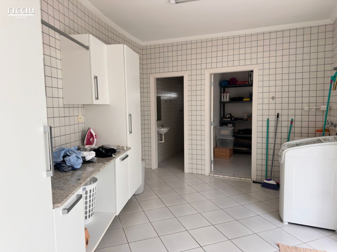 Casa em Condomínio à venda no Jardim das Colinas — imagem 15 de 36