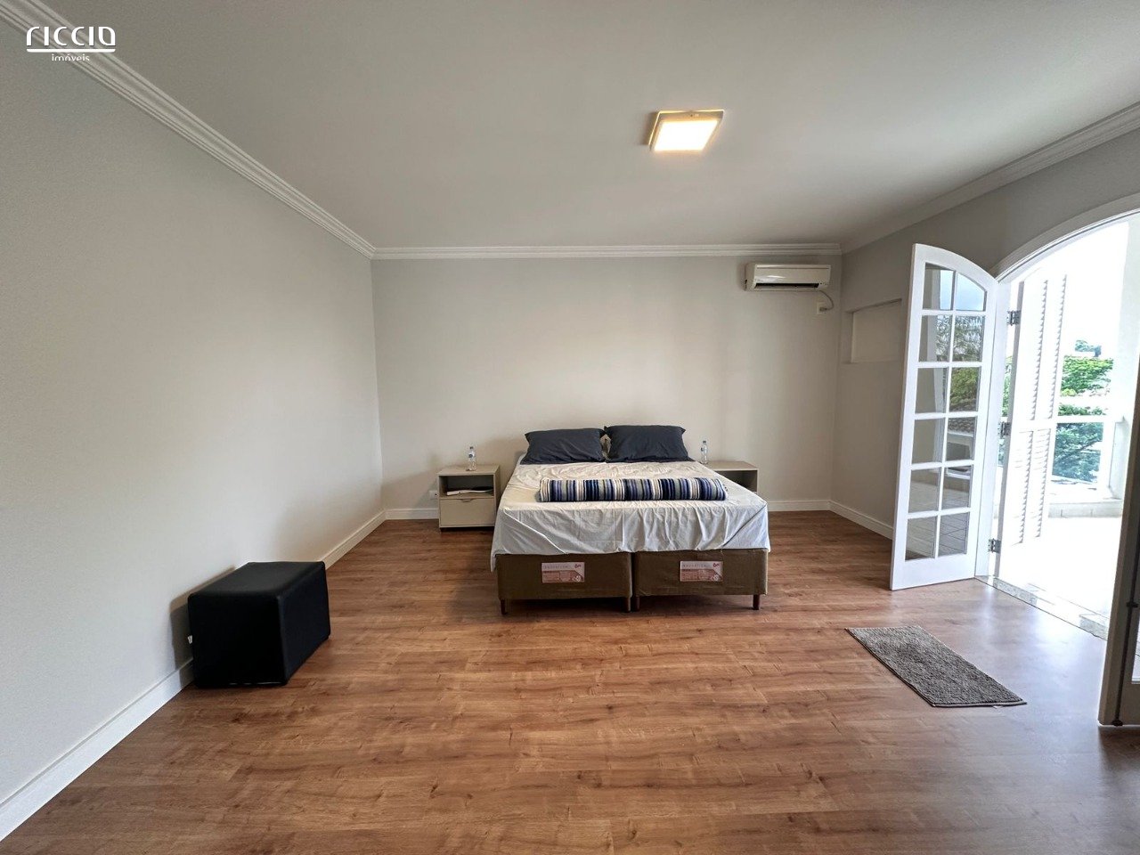 Casa em Condomínio à venda no Jardim das Colinas — imagem 33 de 36