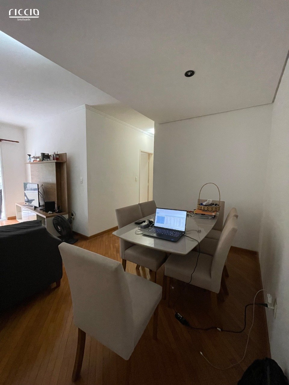 Apartamento à venda no Jardim Aquarius — ambiente interno