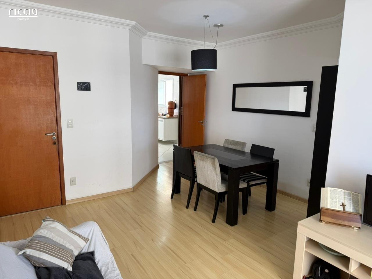 Apartamento à venda no Jardim Apolo — detalhe do imóvel
