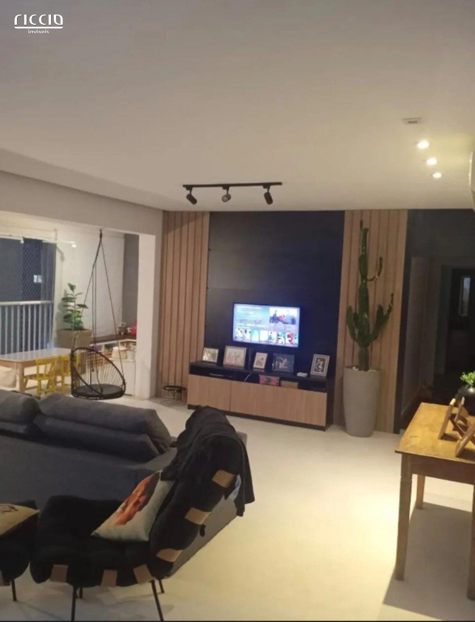 Apartamento à venda no Jardim das Indústrias — detalhe do imóvel