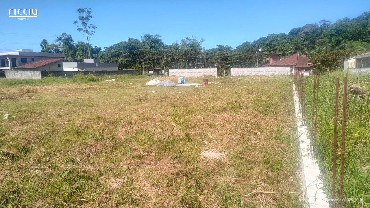 Terreno à venda no Massaguaçu — ambiente interno