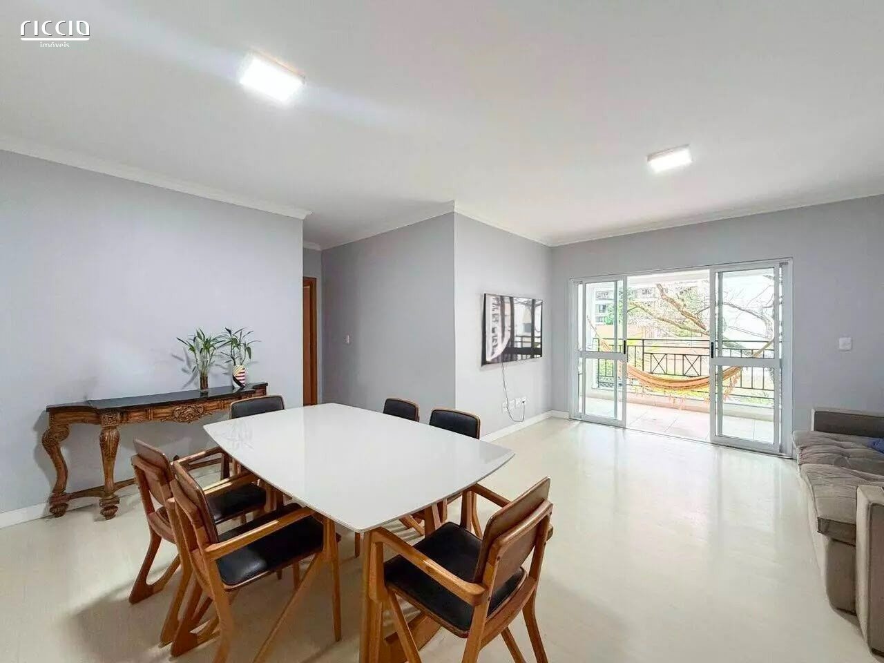 Apartamento à venda no Jardim Aquarius — ambiente interno