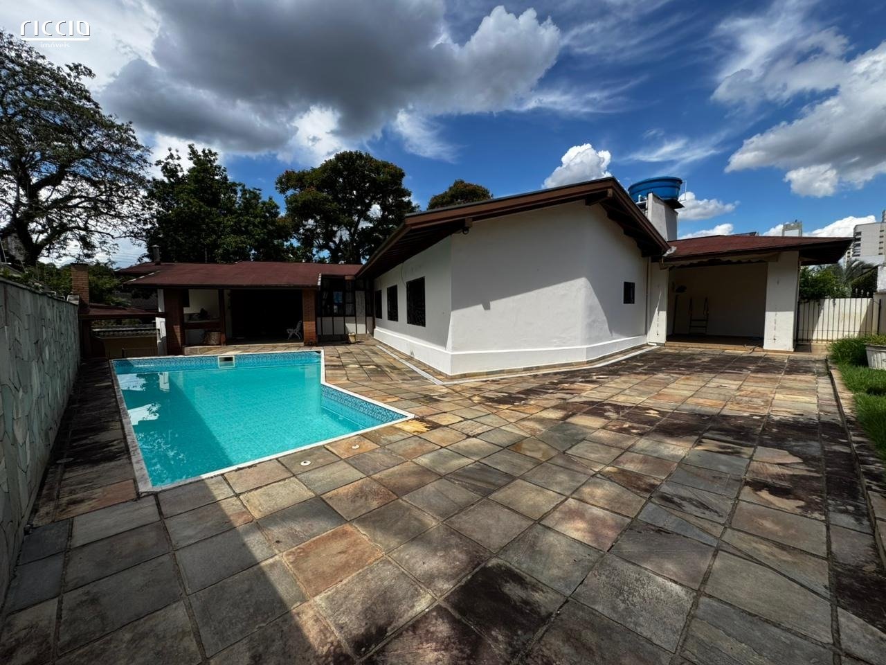 Casa térrea a venda Jardim Apolo em São José Dos Campos com 540m2 terreno