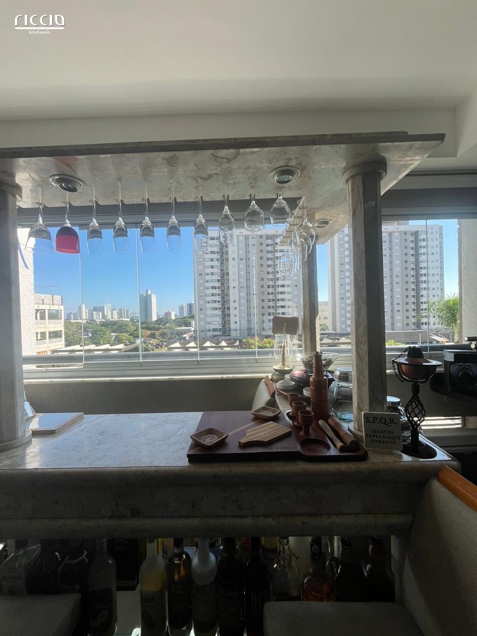 Apartamento à venda no Parque Industrial — ambiente interno