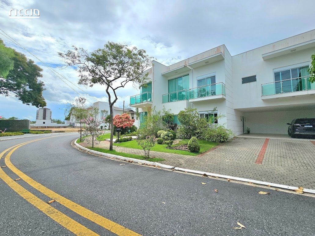 Casa em Condomínio à venda no Urbanova — ambiente interno