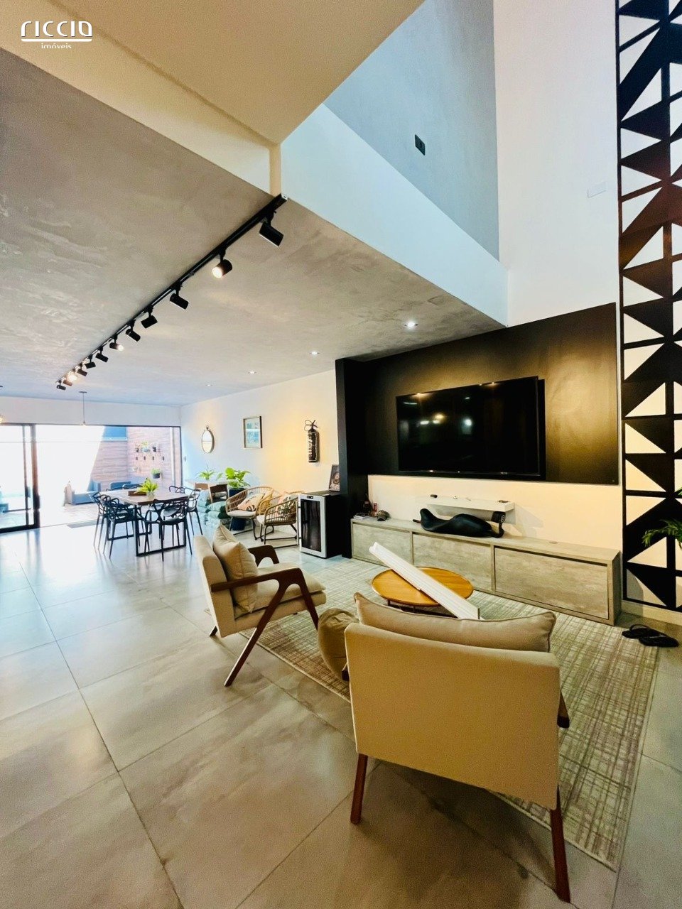 Casa em Condomínio à venda no Vem Viver Jacareí — ambiente interno