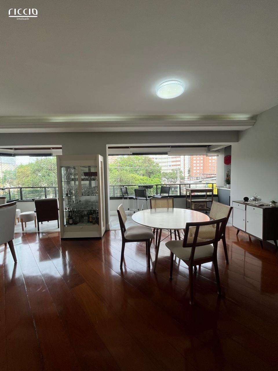 Apartamento à venda no Jardim São Dimas — ambiente interno