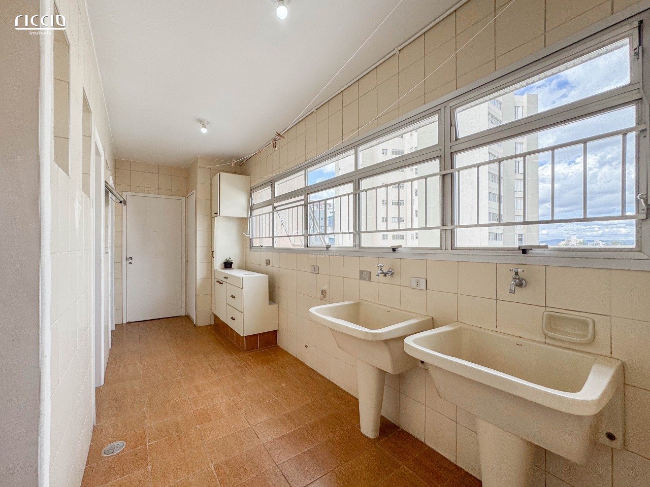 Apartamento à venda no Vila Adyana — imagem 28 de 32