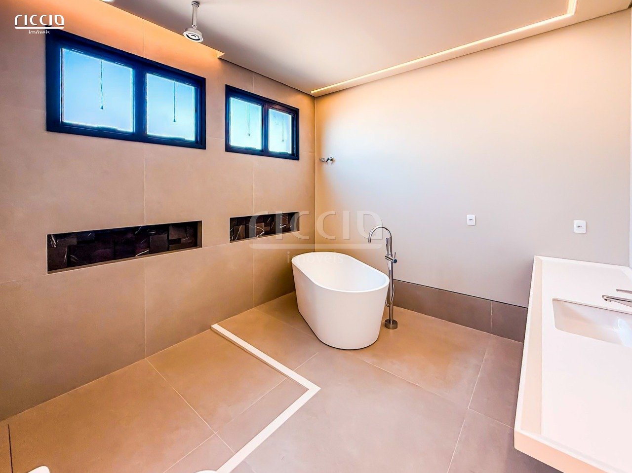 Casa em Condomínio à venda no Urbanova — imagem 35 de 49