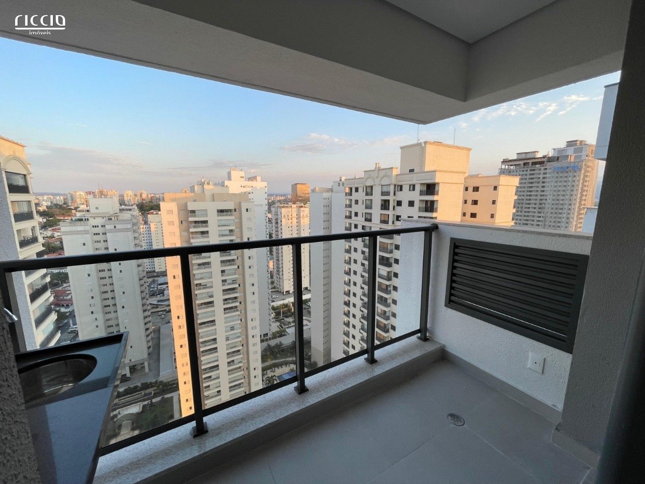 Apartamento a venda no Edificio Vision Colinas - Jardim Esplanada com 34m, 1 dormitório