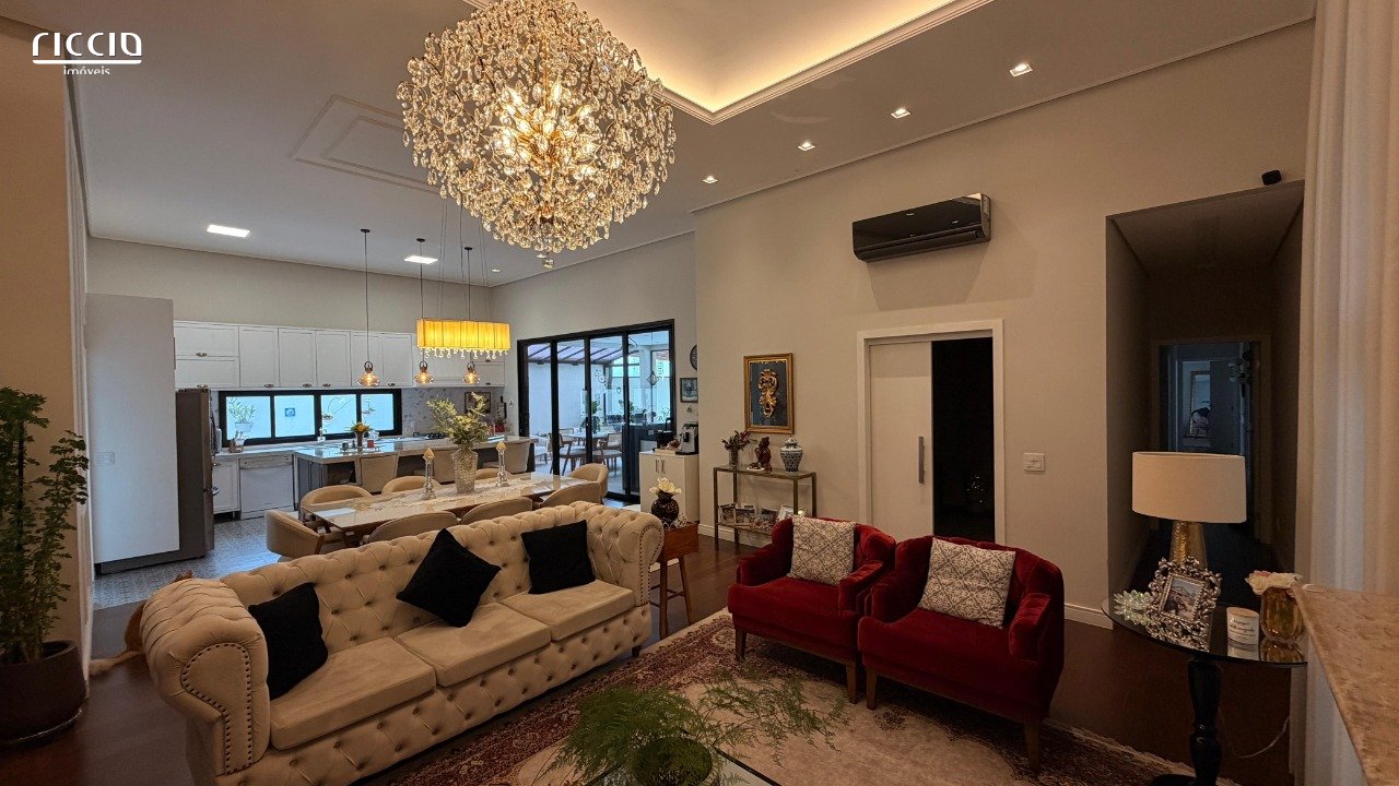 Casa em Condomínio à venda no Jardim Aquarius — ambiente interno